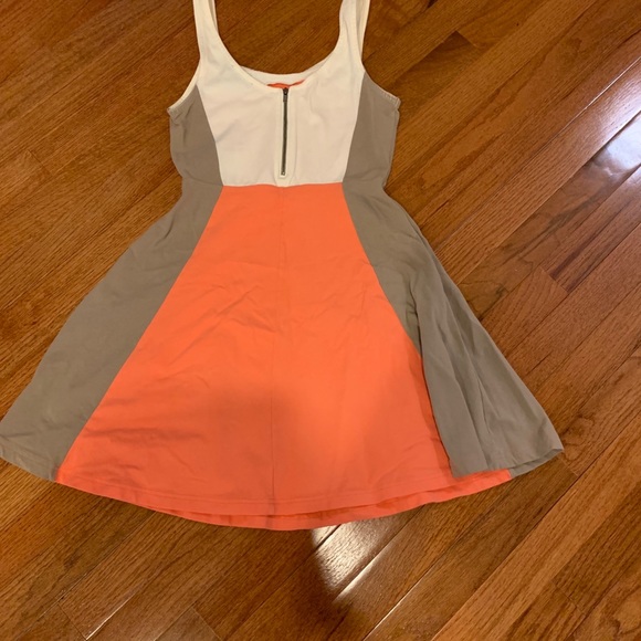 Express Color block Skater Dress - Picture 2 of 2